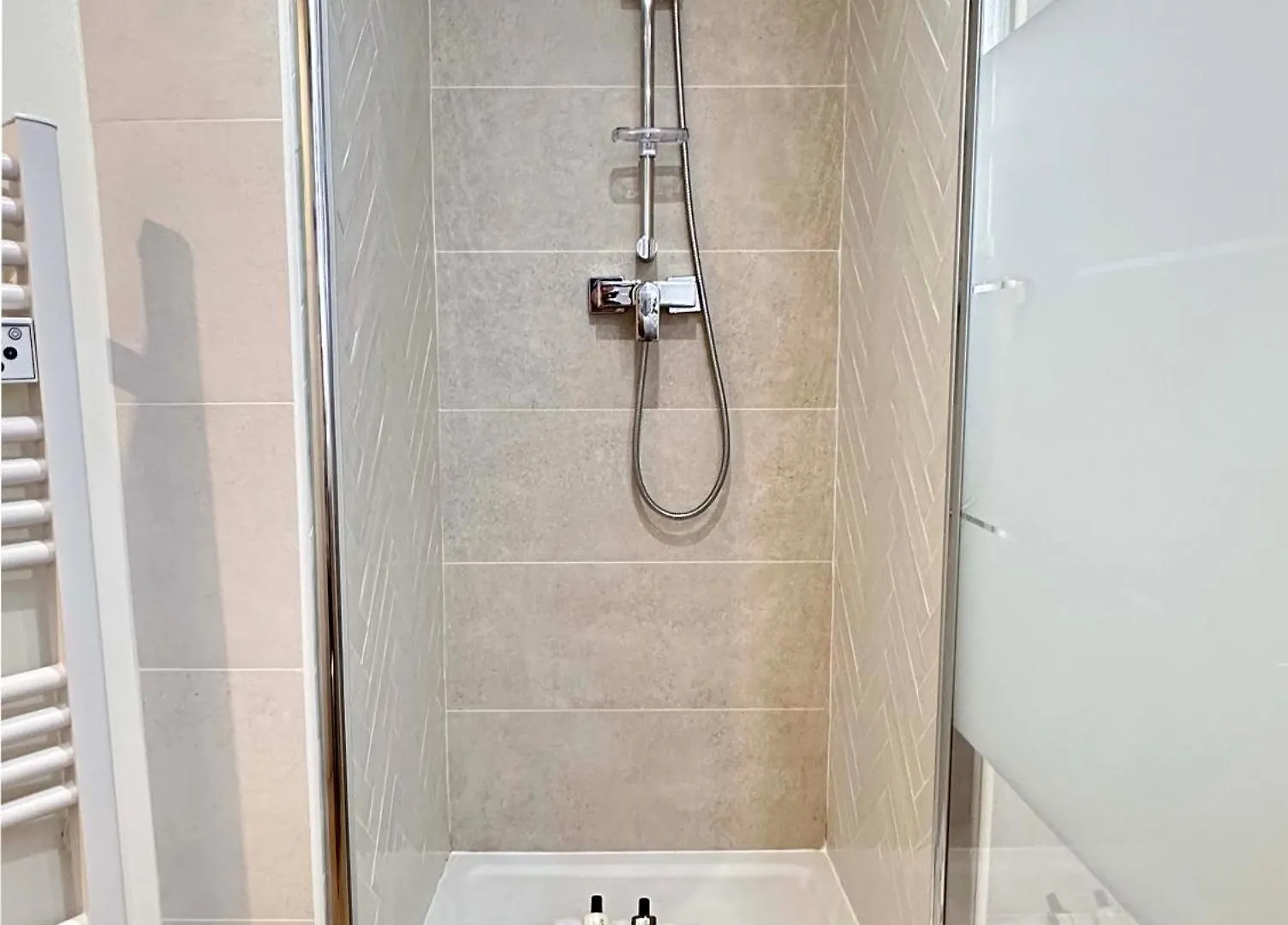 Brand New Near La Madeleine ! Apartment