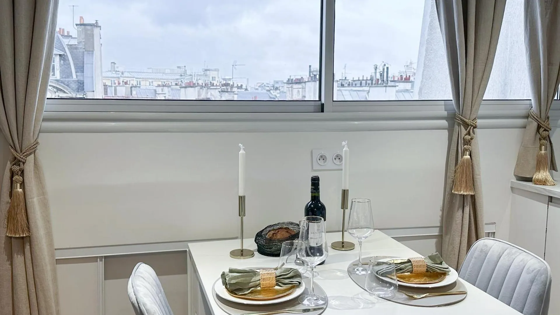 Apartment Brand New Near La Madeleine ! *